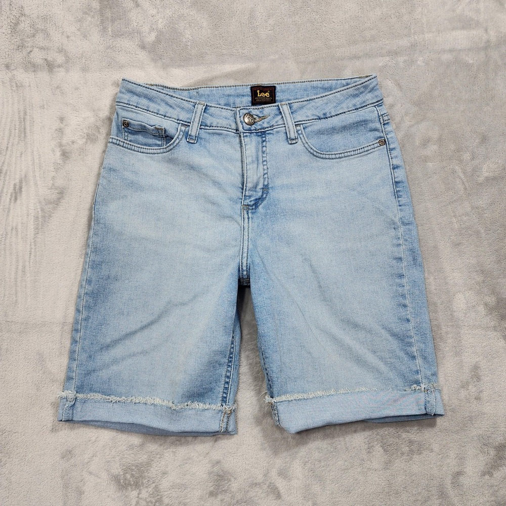 Lee Shorts Womens 6M Blue Light Wash Bermuda Cuffed Stretch Denim Casual Preppy